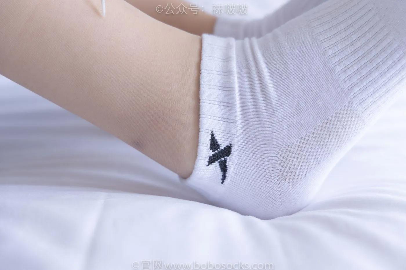 [BoBoSocks袜啵啵]NO.080 小甜豆-帆布鞋、白棉袜、肉丝（花絮版） [140P]插图1